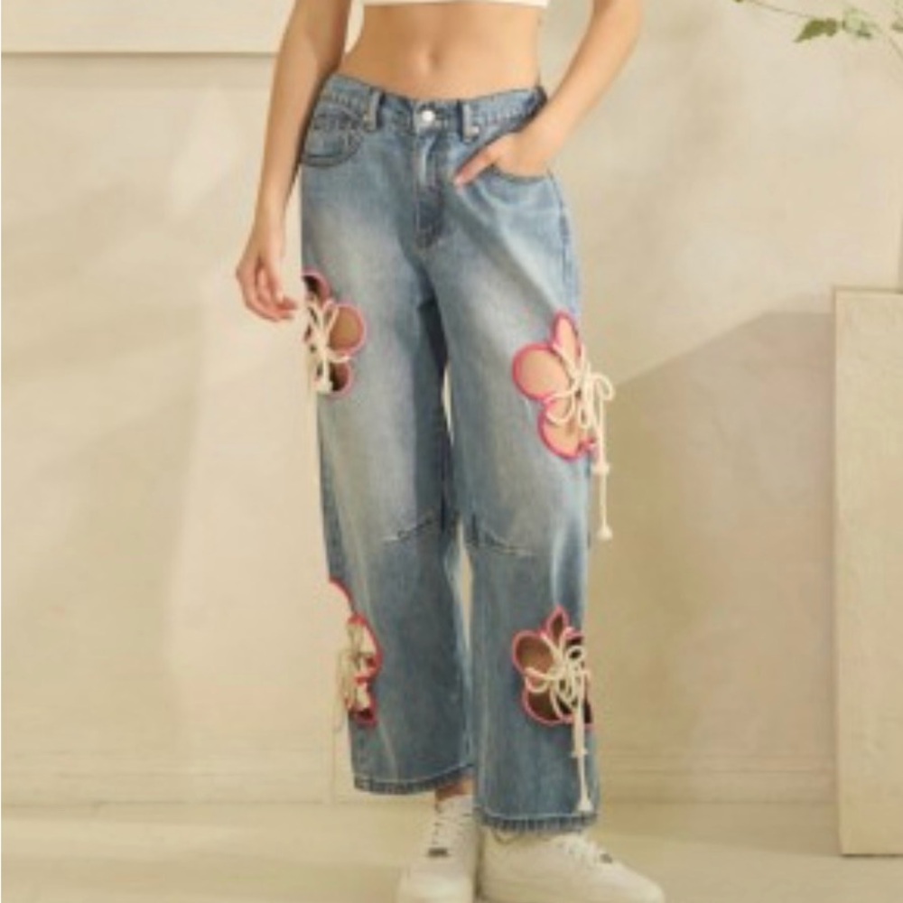 ✨ NWT Oli & Hali Floral Cut-Out Rope Detail Jeans Size XL